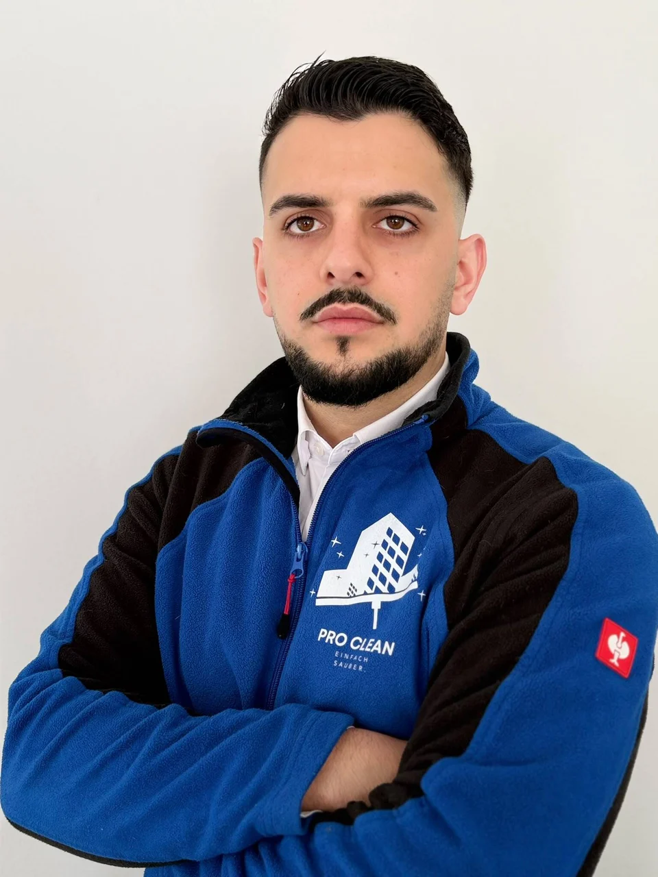 Elio Allmetaj, Inhaber und Geschäftsführer von PRO CLEAN